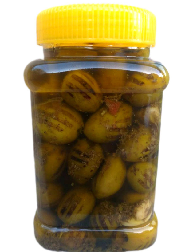 زیتون کبابی غوطه ور در روغن زیتون اصل درجه یک در بسته بندی ۵۰۰ گرمی